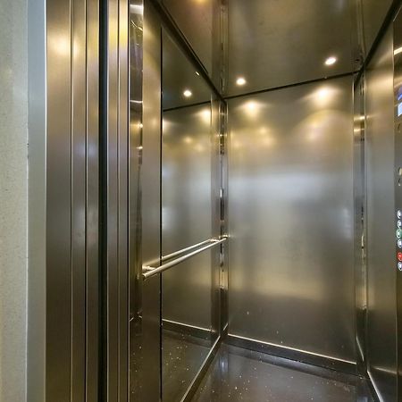 Pin Apartments Tiranë Luaran gambar