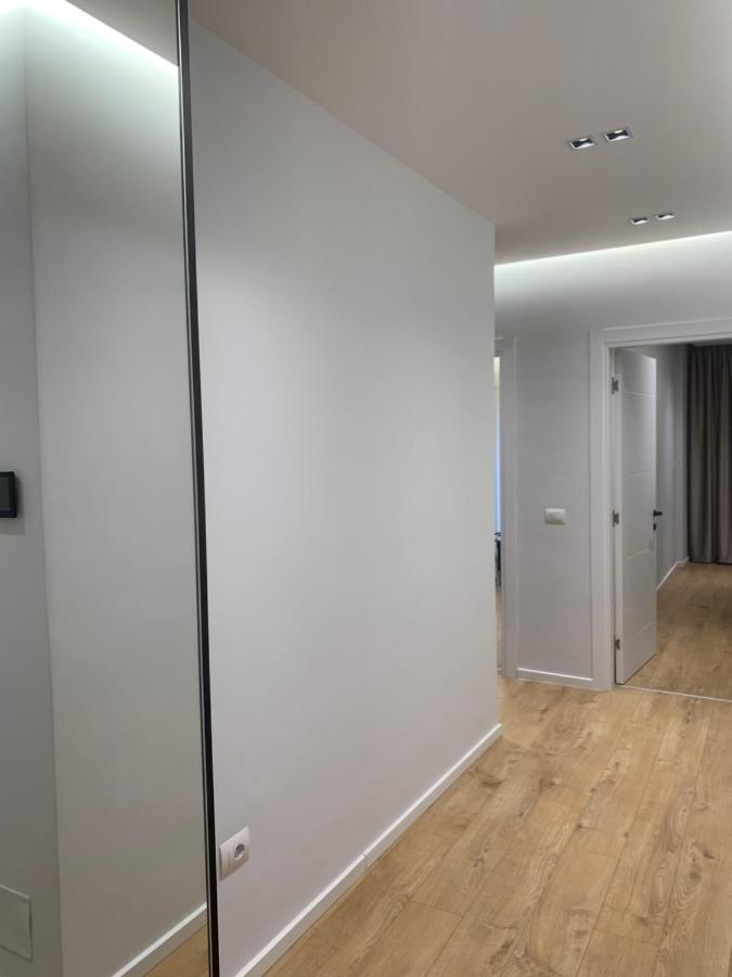 Pin Apartments Tiranë Luaran gambar