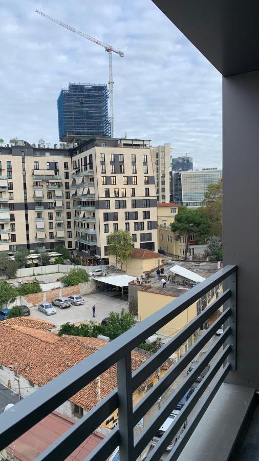 Pin Apartments Tiranë Luaran gambar