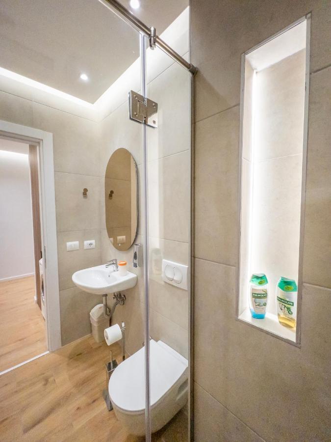 Pin Apartments Tiranë Luaran gambar