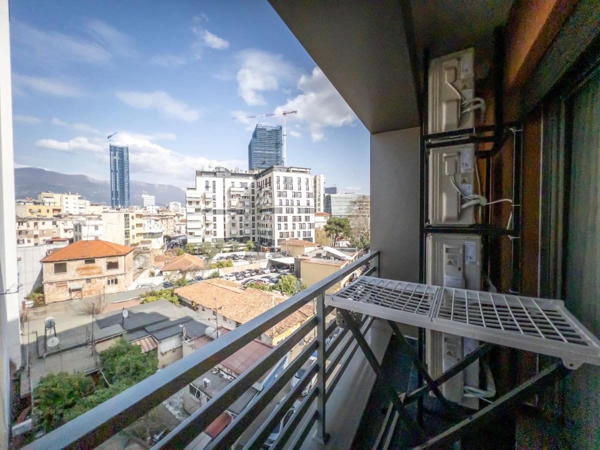 Pin Apartments Tiranë Luaran gambar
