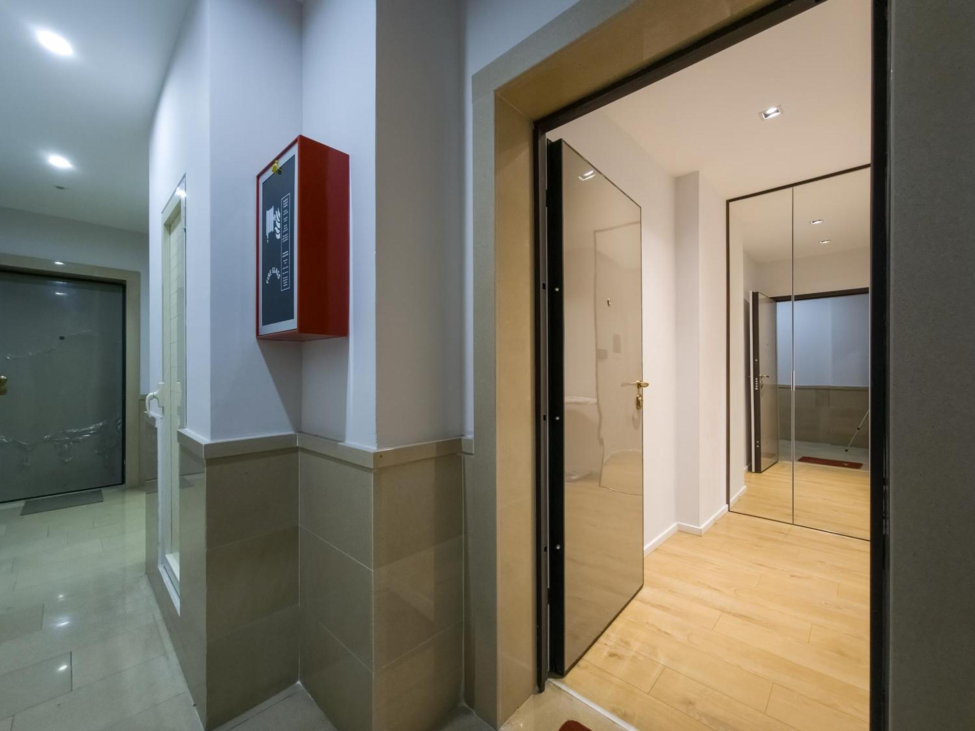 Pin Apartments Tiranë Luaran gambar