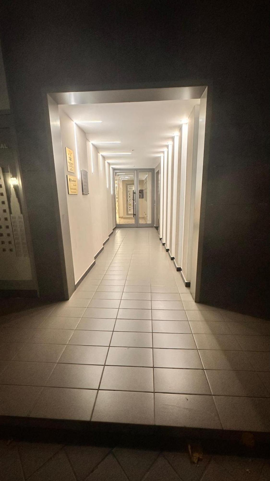 Pin Apartments Tiranë Luaran gambar